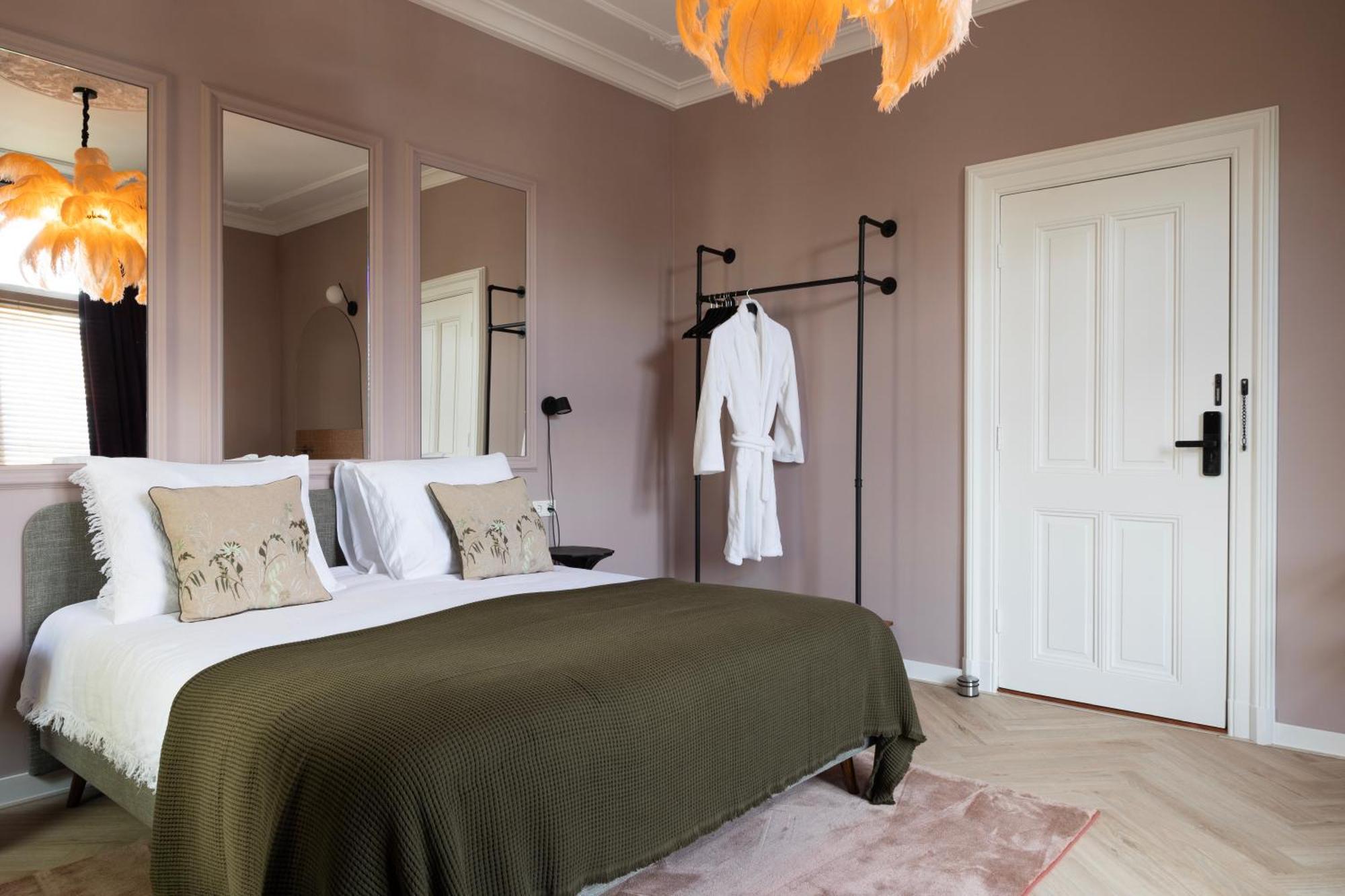 Boutique B&B Villa Van Voss เอทเทน ลัวร์ ภายนอก รูปภาพ